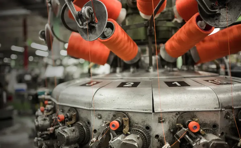 Hilos industriales: Tipos, aplicaciones y ventajas